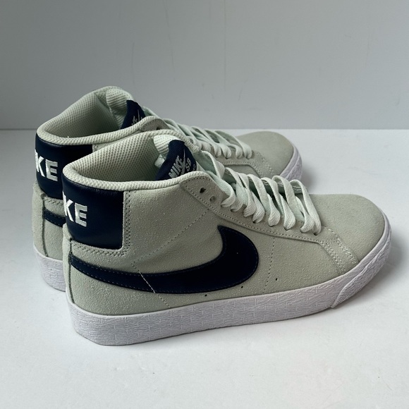 Nike Other - Nike SB Zoom Blazer Mid Barely
Green Navy Blue unisex Sz 4Y